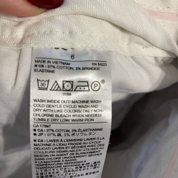 Banana Republic Bermuda Shorts Size 6 Light Khaki Pockets Preppy Summer Cotton - Picture 4 of 7